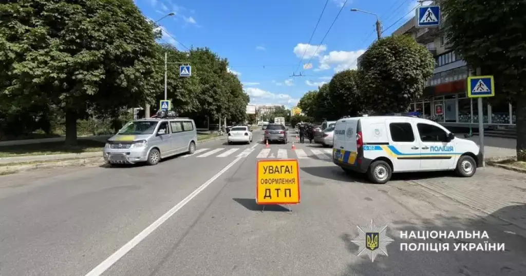 У Чернівцях на пішохідному переході збили 11-річного хлопчика