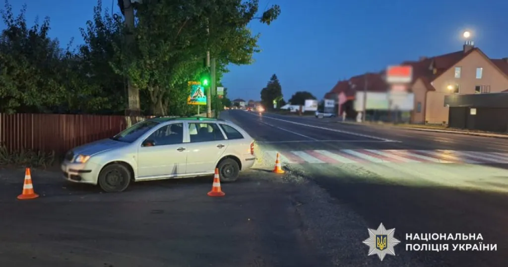 На Буковині водійка Skoda Fabia збила жінку-пішохода