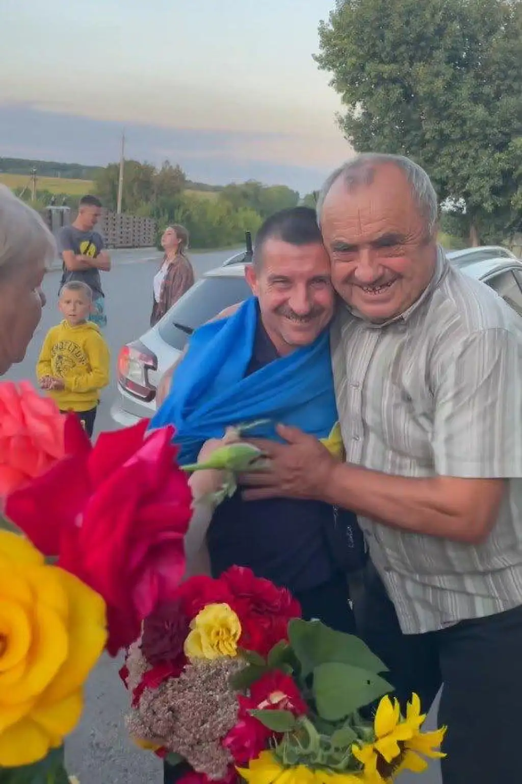 Боєць із Сокирянщини повернувся додому після року полону