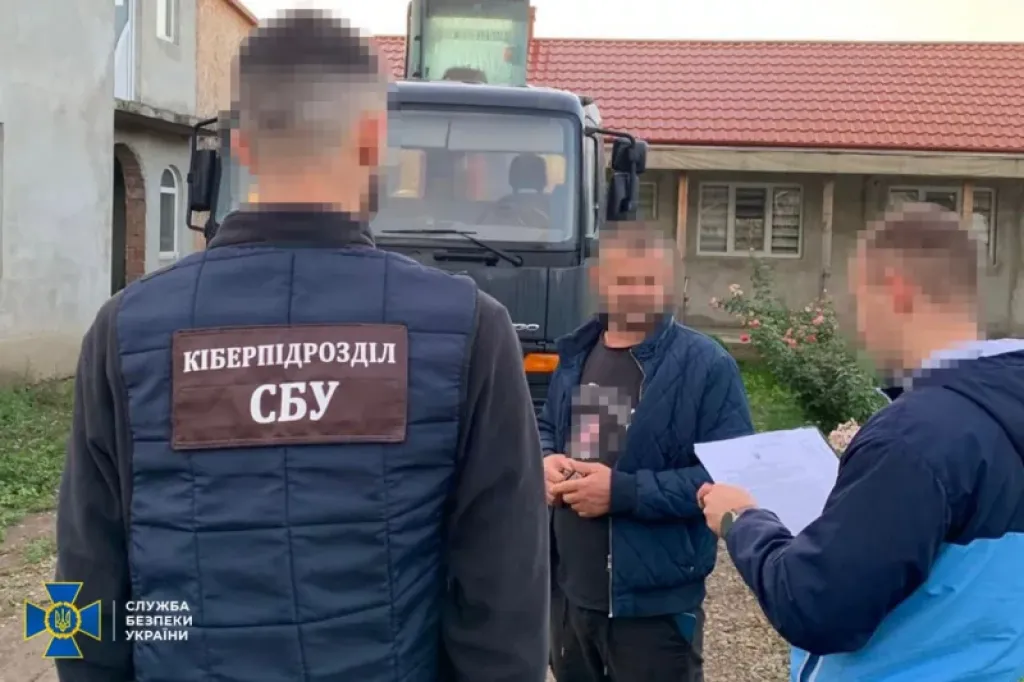 На Буковині судитимуть чоловіка, який у соцмережах підтримував російських окупантів