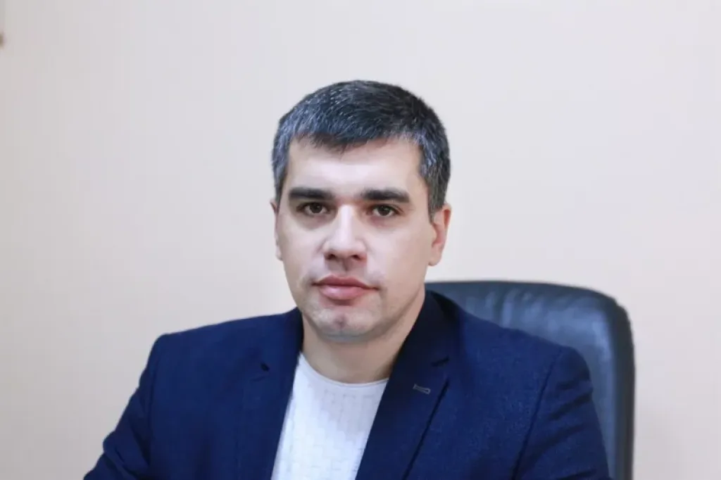 На Буковині головний лікар Кіцманської лікарні повернувся до роботи після відсторонення
