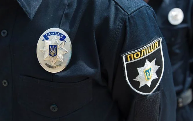 На Буковині жінка намагалася підкупити поліцейських після зупинки за п’яне водіння