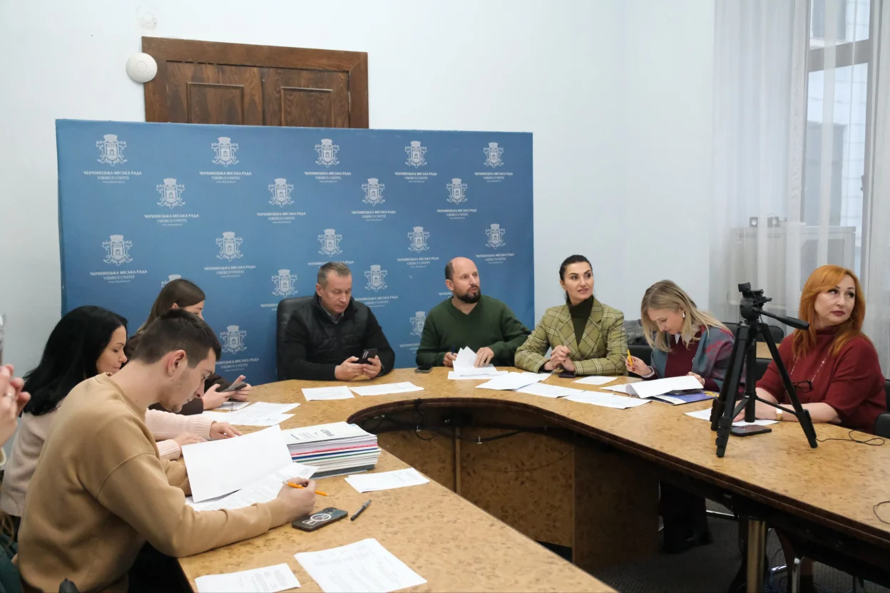 28 студентів Чернівців отримають грошові винагороди за успіхи в навчанні та громадській діяльності