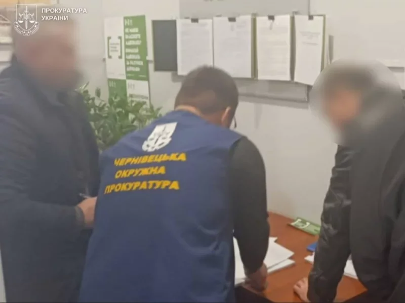 Підозра за розкрадання 1,9 млн грн на ремонті укриття в Кіцмані