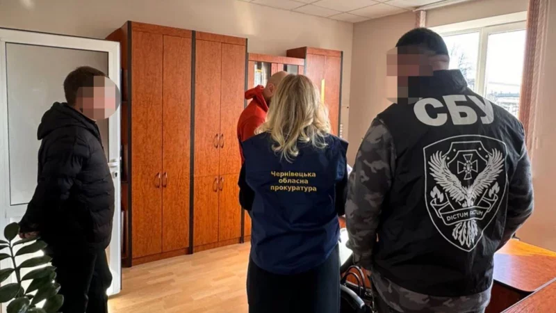 Колишнього керівника Чернівецького тролейбусного управління підозрюють у розтраті 3,5 млн грн на закупівлі електроенергії