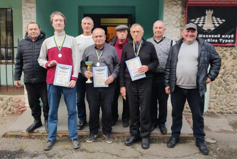 Кубок Чернівців з шашок зібрав дев’ять провідних спортсменів міста та краю