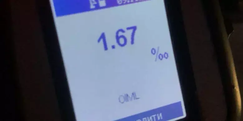 У Чернівцях вночі зупинили водія з восьмикратним перевищенням алкоголю