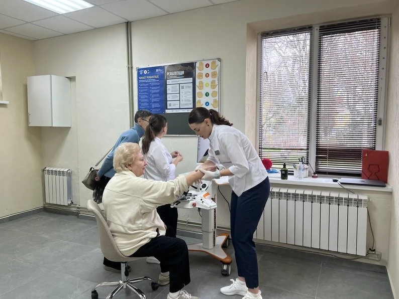 У Чернівцях запрацювало оновлене реабілітаційне відділення поліклініки №2