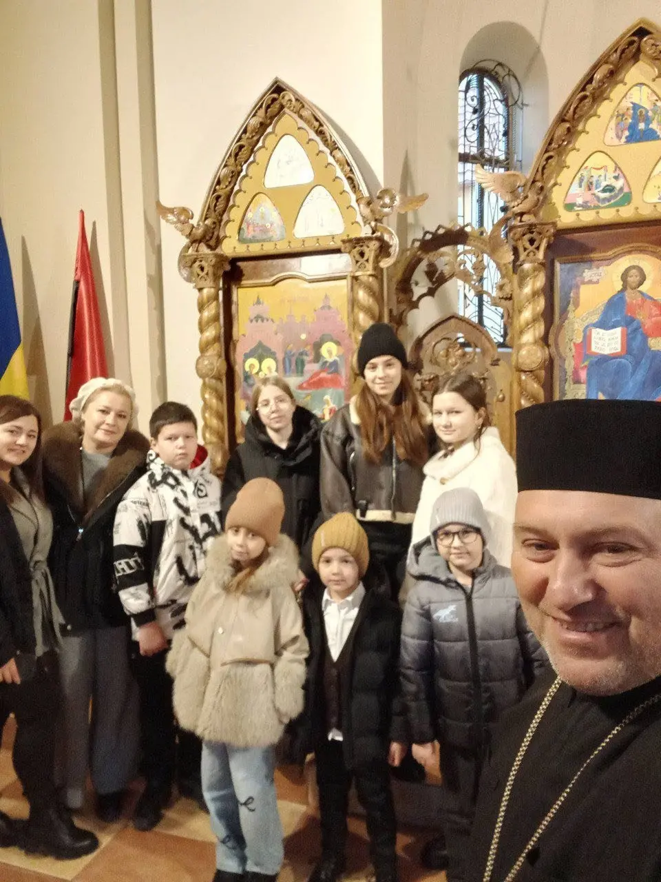 Буковинські школярі зібрали рекордну суму для підтримки українських військових