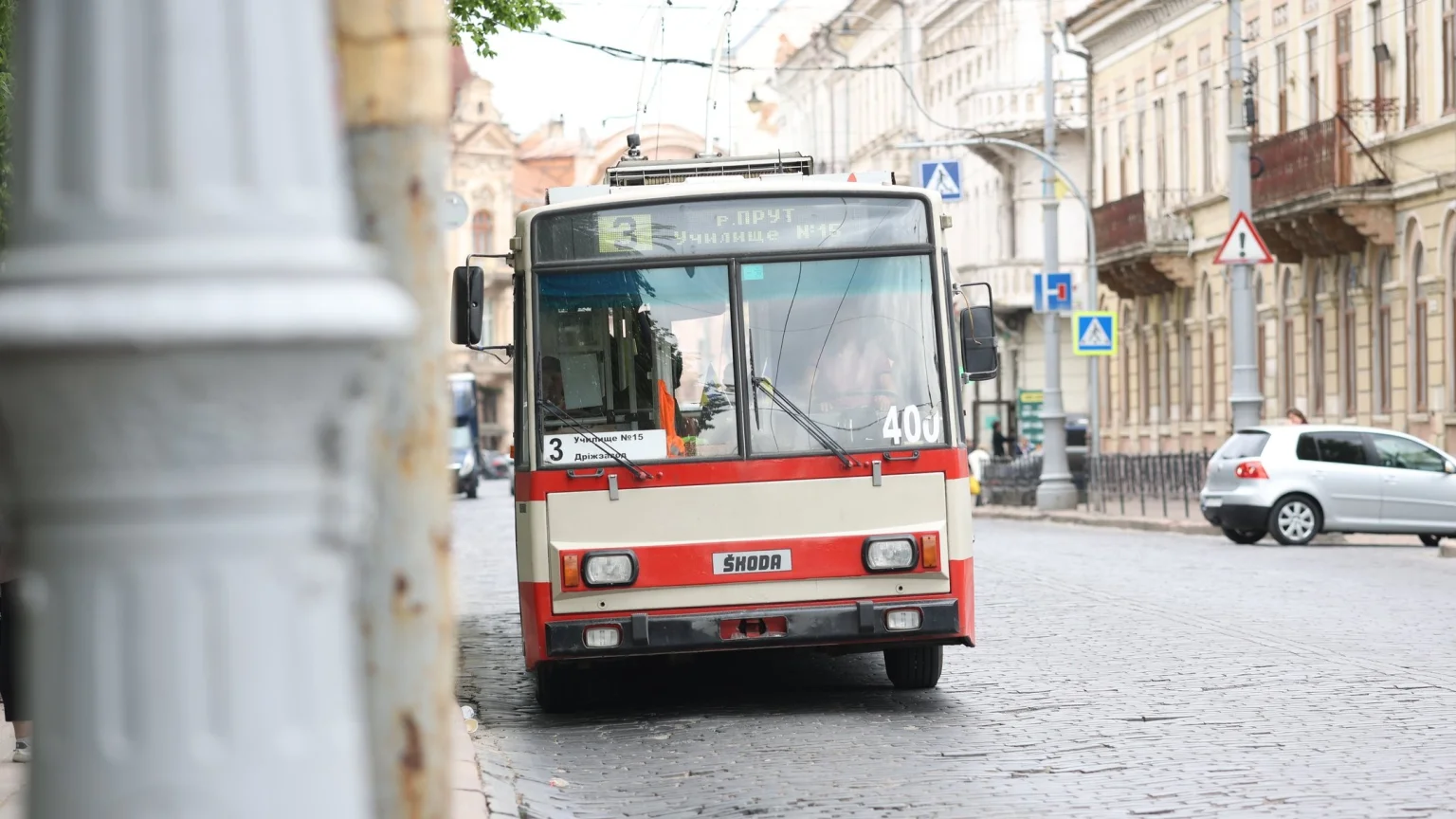 Денний проїзний у Чернівцях: зручність та популярність серед пасажирів