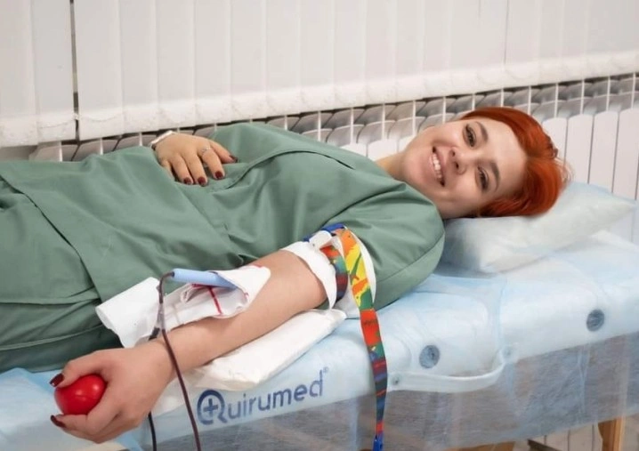 Медики Чернівців долучилися до важливої ініціативи: здали кров для військових