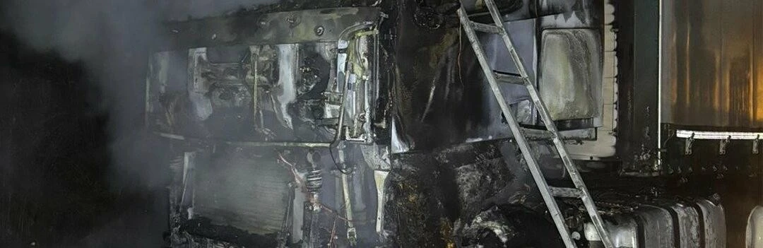 У Чернівцях 24-річний чоловік підпалив вантажівку за завданням з месенджера