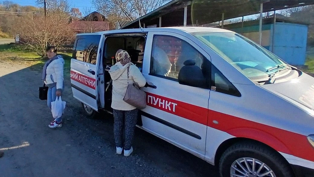 Майже 350 сіл на Буковині залишаються без аптек: як жителям отримати ліки