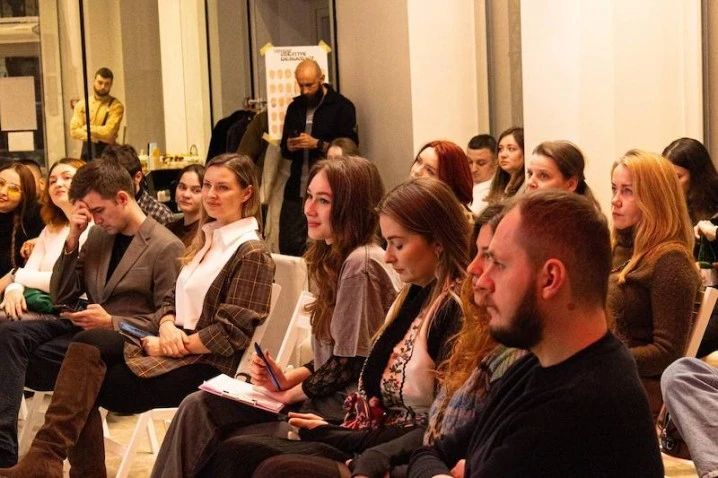 Креативні ідеї для міста: у Чернівцях завершується прийом заявок на програму підтримки