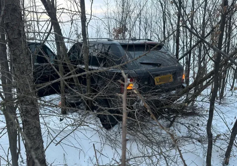 Спроба втечі через кордон обернулася пораненням прикордонника на Буковині