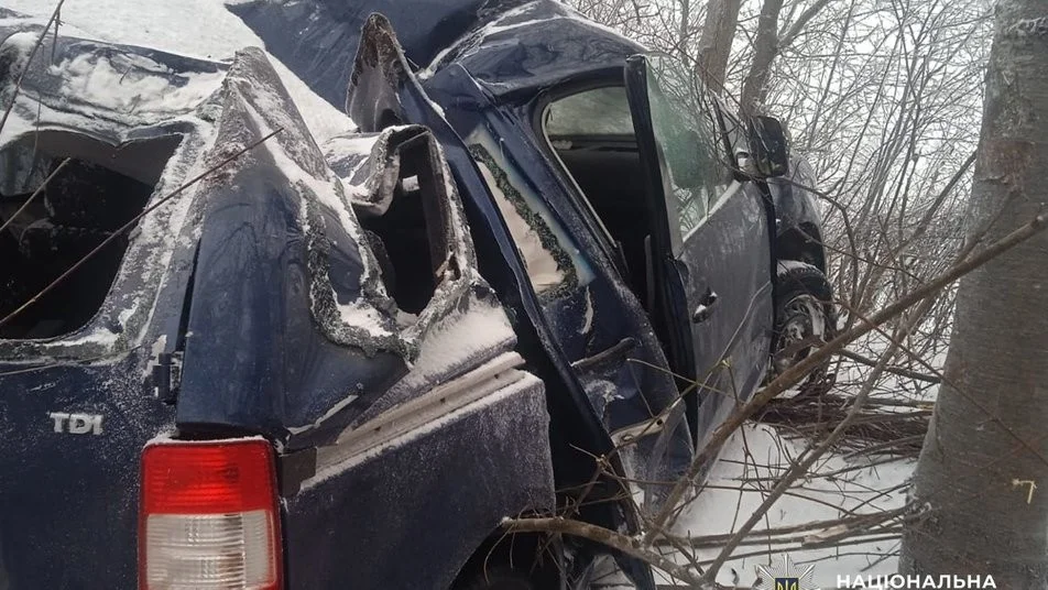 Трагічний виїзд у кювет на Буковині: у ДТП під Недобоївцями загинула літня жінка