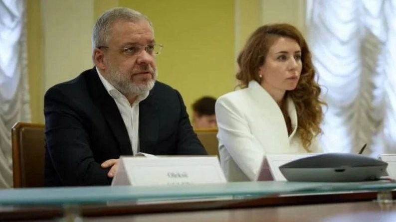 Нічний рейс до Варшави перервано: у справі злочинного угруповання «Мідас» затримано ексміністра енергетики
