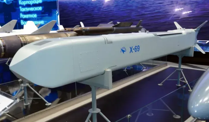 «Квадратний» виклик для ППО: чим небезпечна російська ракета Х-69