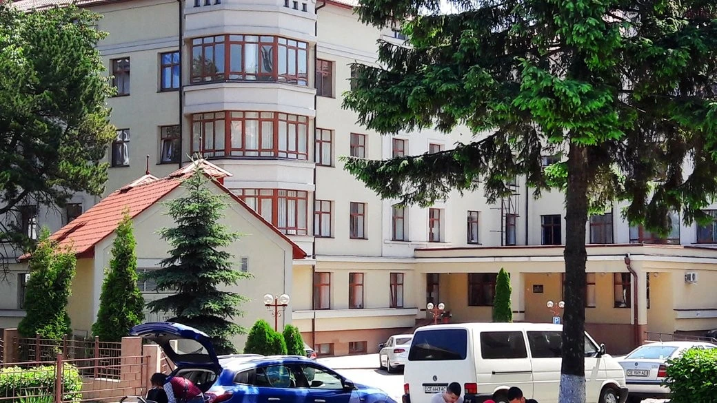 У чернівецькій дитячій лікарні замінять ліфт, якому майже шість десятиліть
