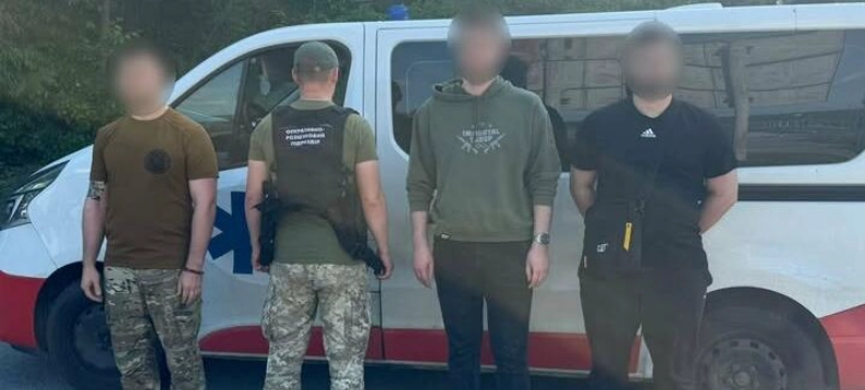 На Буковині викрили схему незаконного перетину кордону під маскою волонтерів