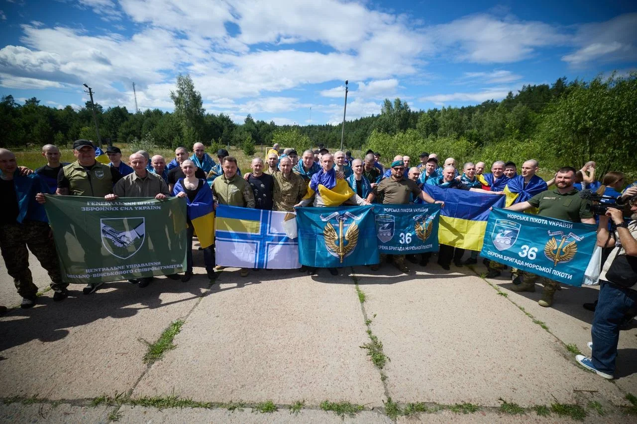 Віктор Камбур повернувся додому після чотирьох років російського полону