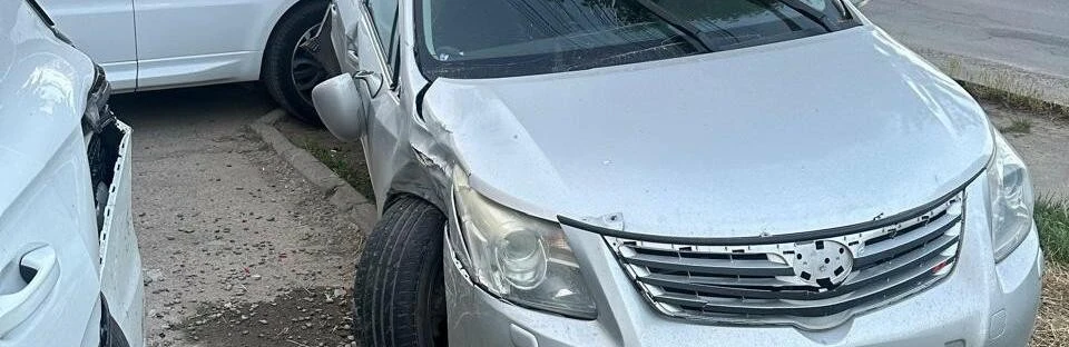 Чернівецька поліція розслідує подвійну аварію на вулиці Руській