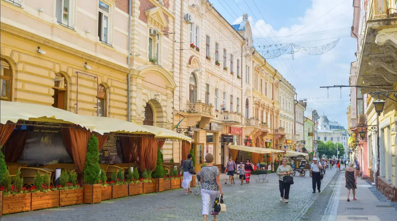 У Чернівцях через фестиваль обмежать рух транспорту в центрі: графік обмежень